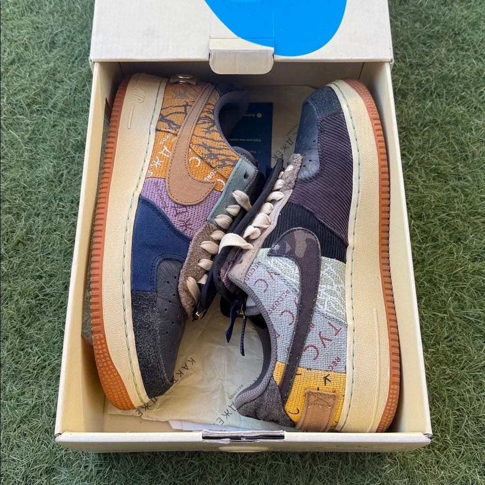 Nike Air Force 1 Low / Cactus Jack - Picture 8 of 9